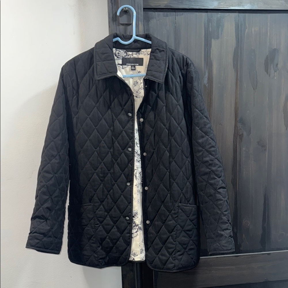 Jones New York Black and Cream Floral Jacket - Picture 1 of 7